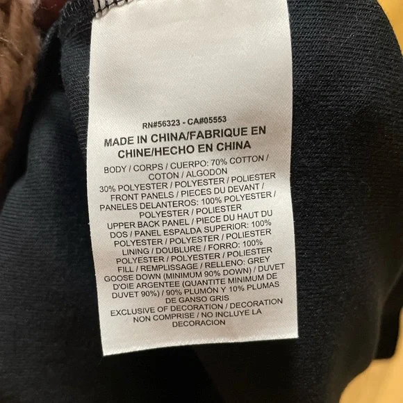 NIKE Women’s Jacket Aeroloft 800 Tech Fleece Bomber - Picture 11 of 14